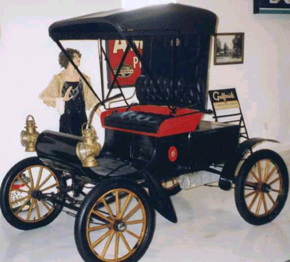 1902 Oldsmobile